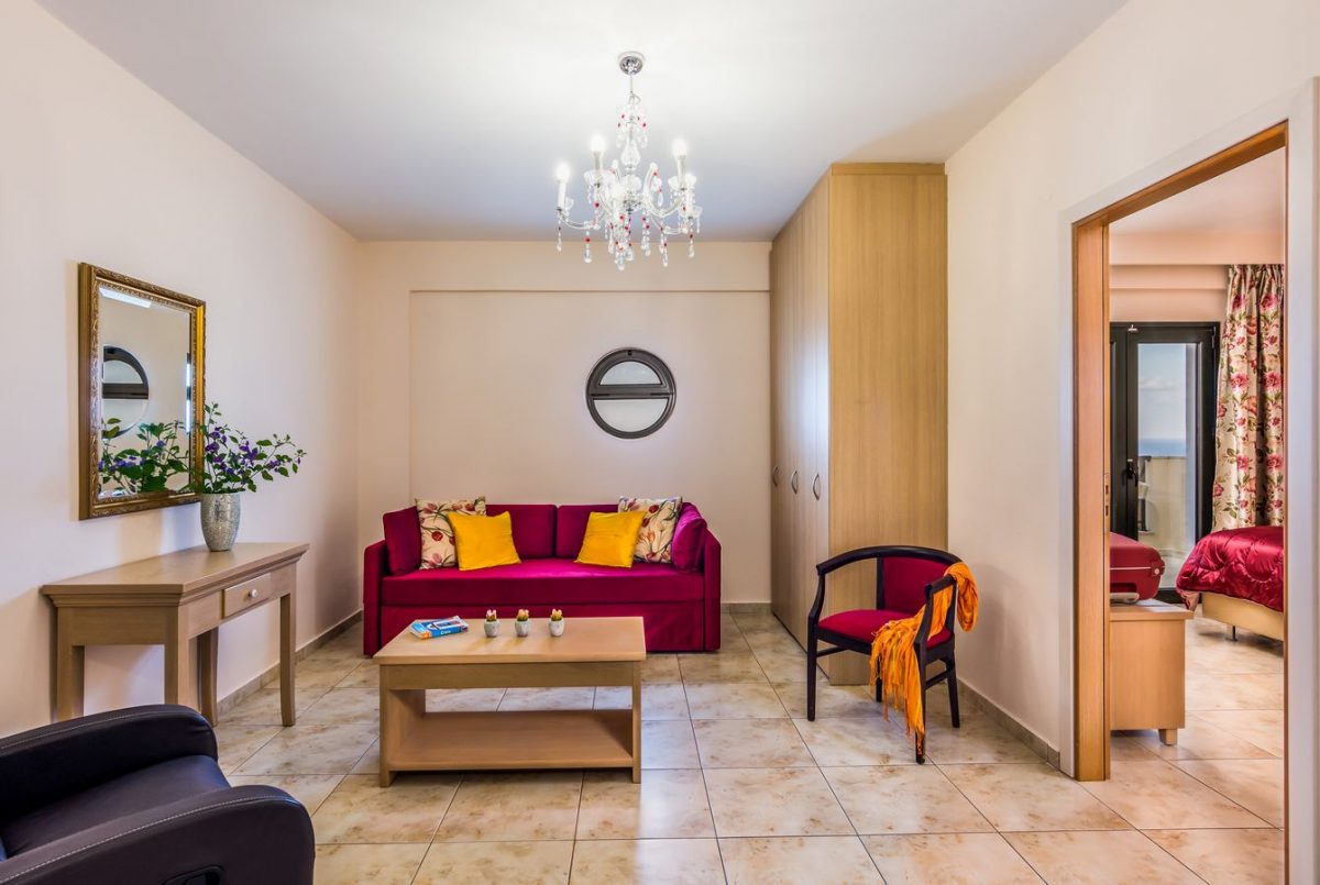 Pilot Suite Living Room - Pilots Villas Hersonissos Crete